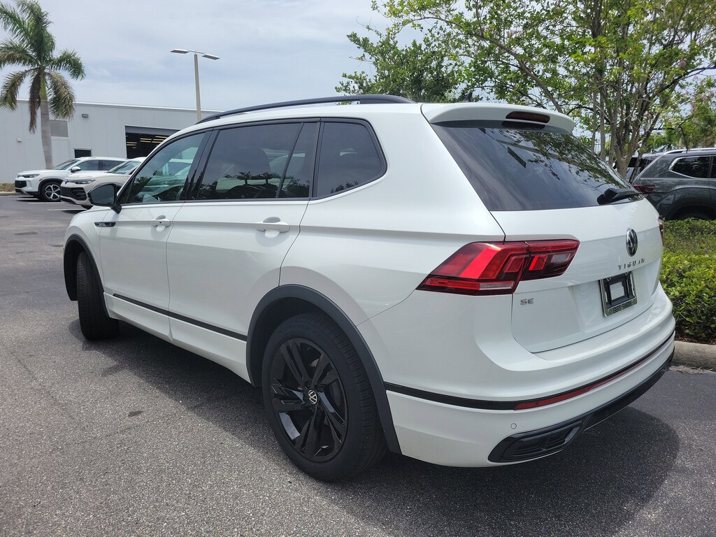 Used 2024 Volkswagen Tiguan SE R-Line Black SUV