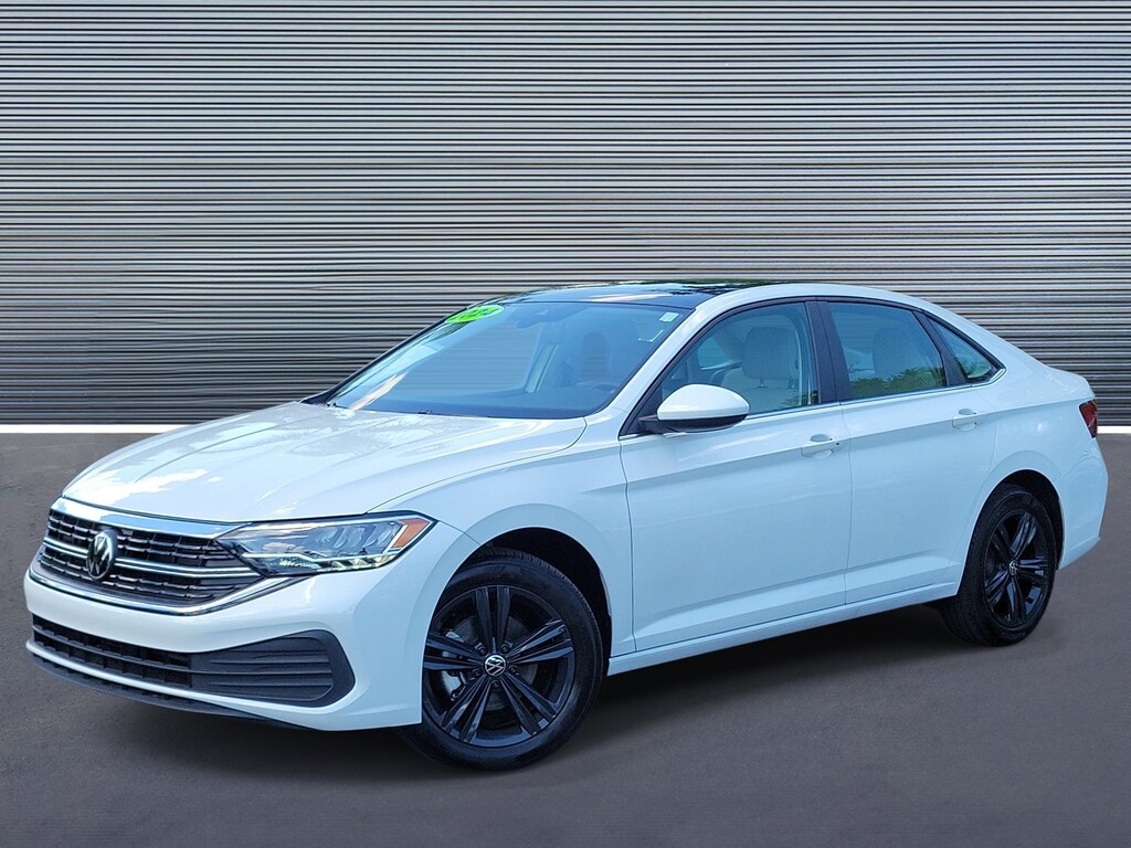 Used 2024 Volkswagen Jetta SE Sedan
