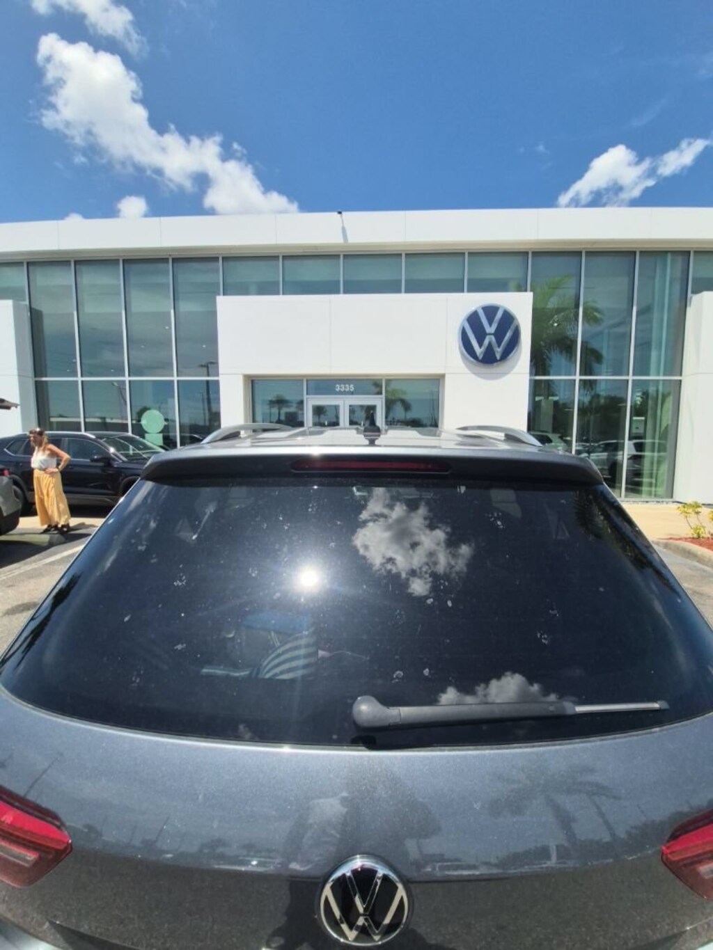 Used 2023 Volkswagen Tiguan SE SUV