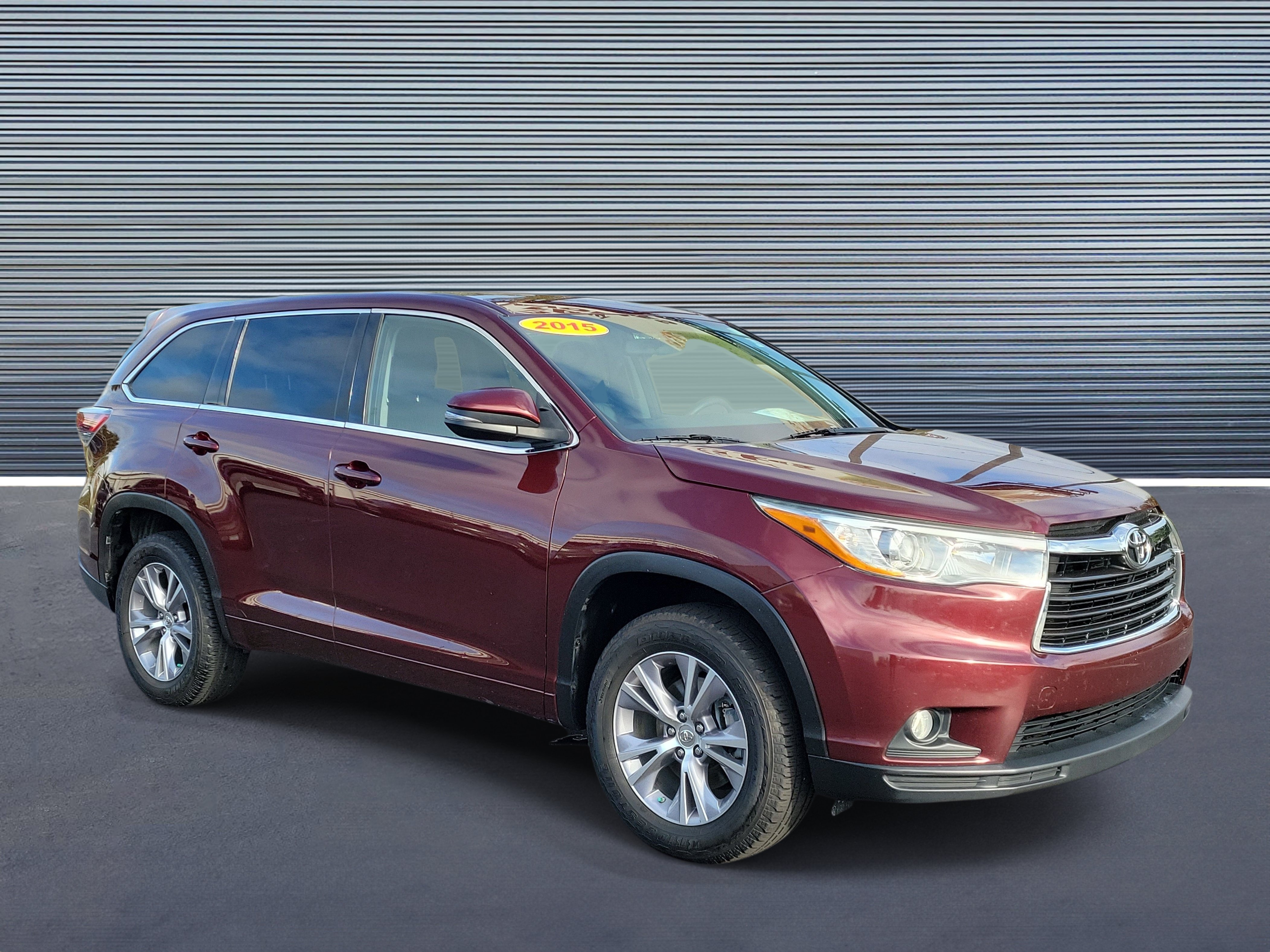 Used 2015 Toyota Highlander LE SUV