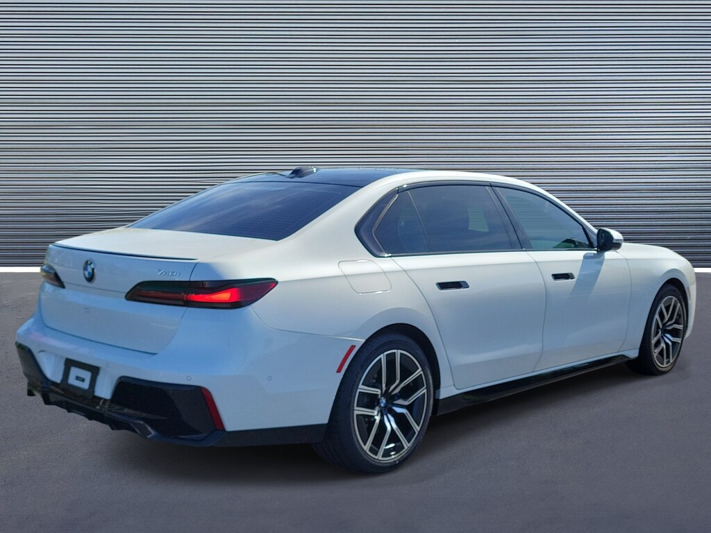 Used 2023 BMW 7 Series 740i Sedan