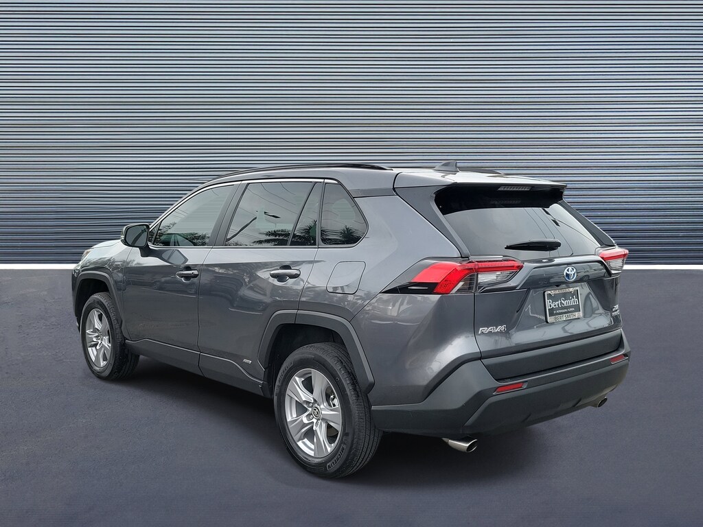 Used 2022 Toyota RAV4 Hybrid XLE SUV