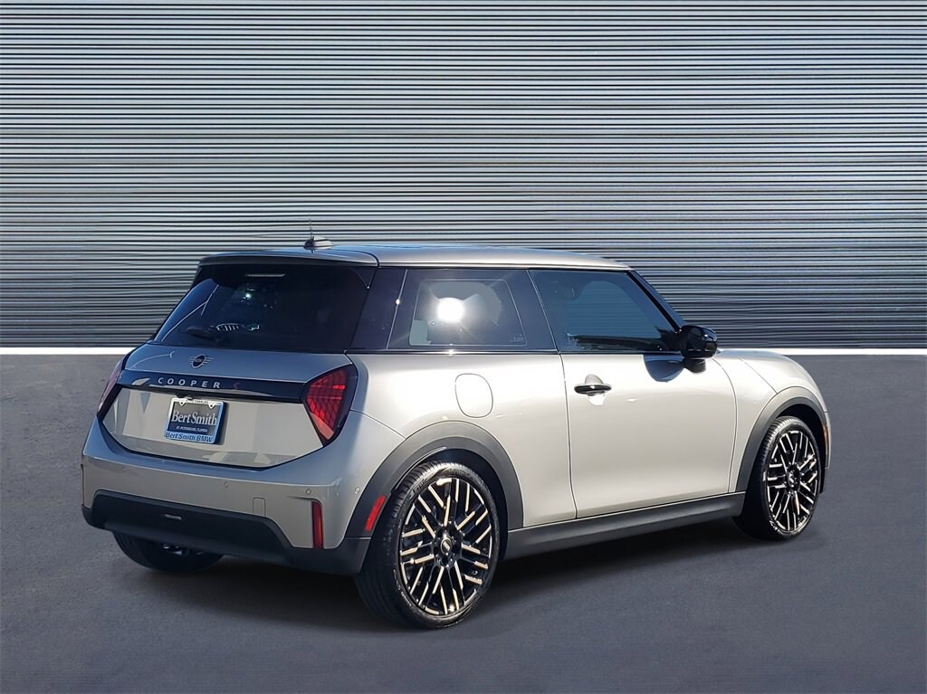 Used 2025 MINI Hardtop 2 Door Cooper S Hatchback