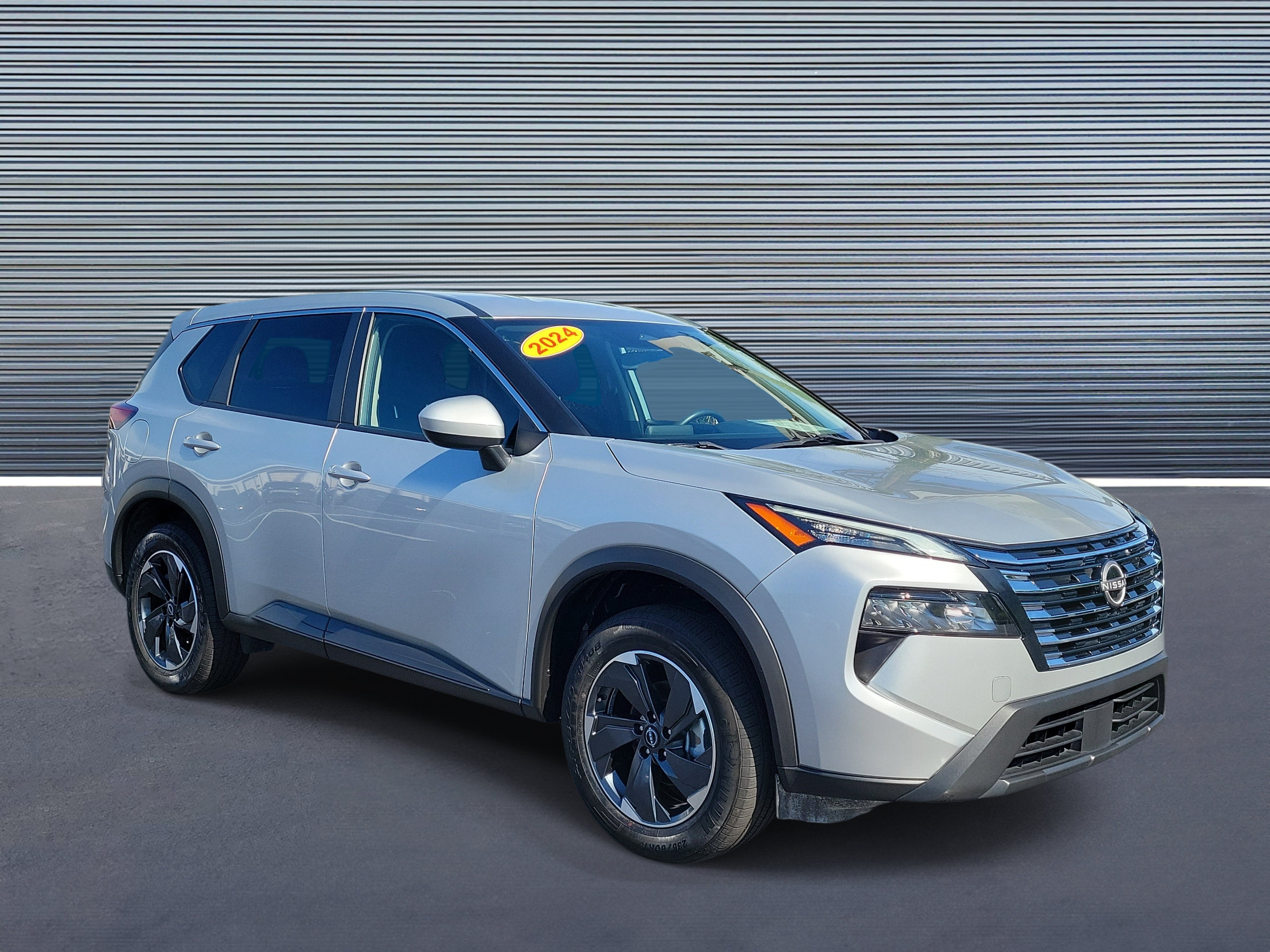Used 2024 Nissan Rogue SV SUV