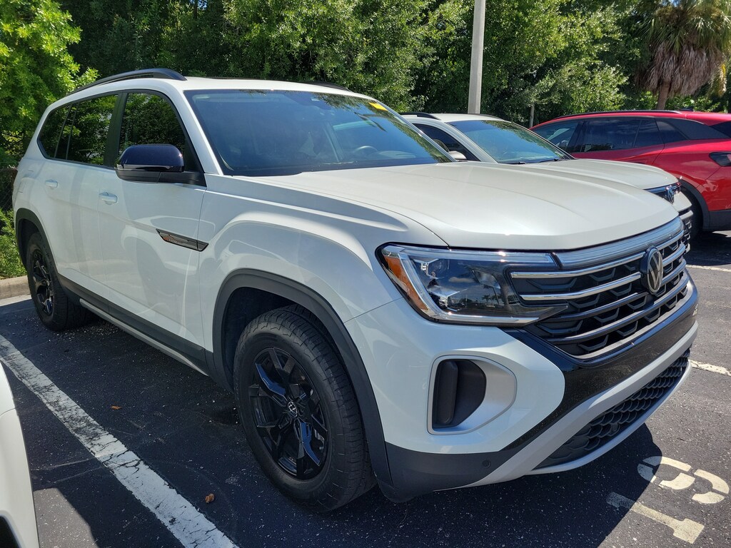 Certified 2024 Volkswagen Atlas 2.0T Peak Edition SEL SUV