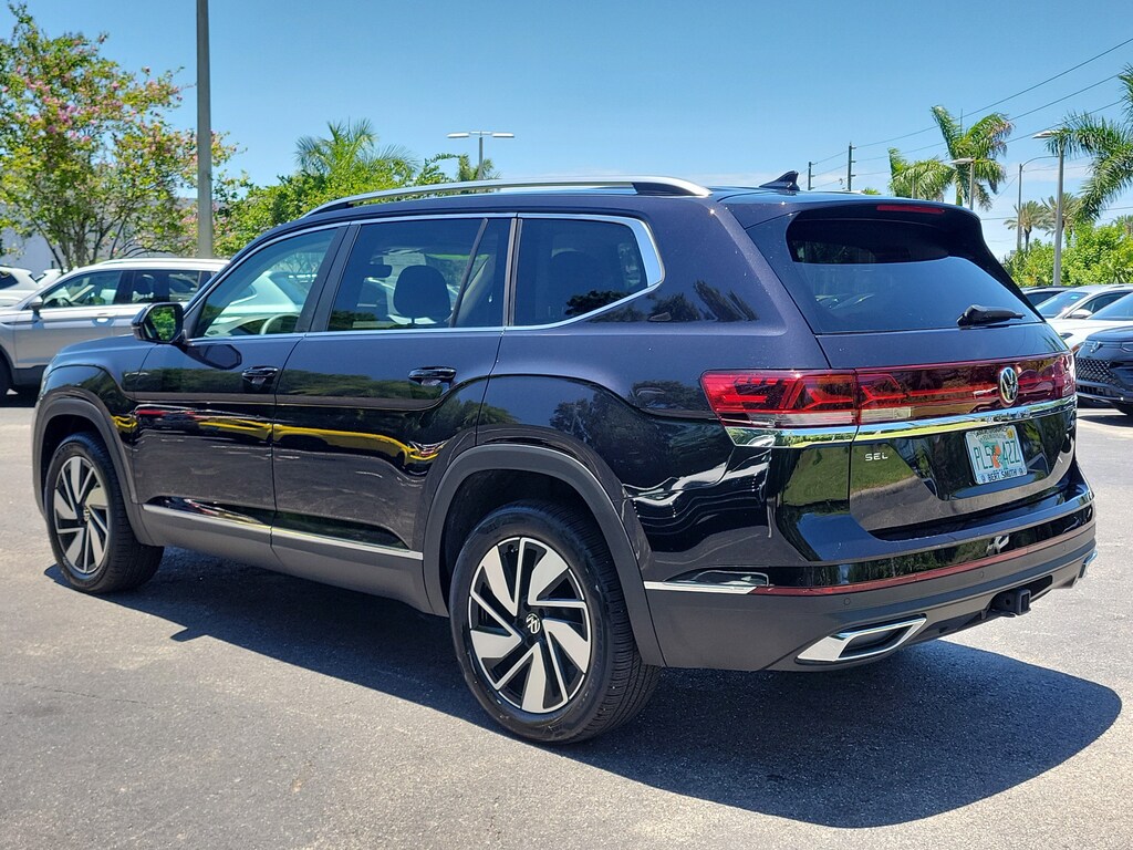 Used 2025 Volkswagen Atlas 2.0T SEL SUV