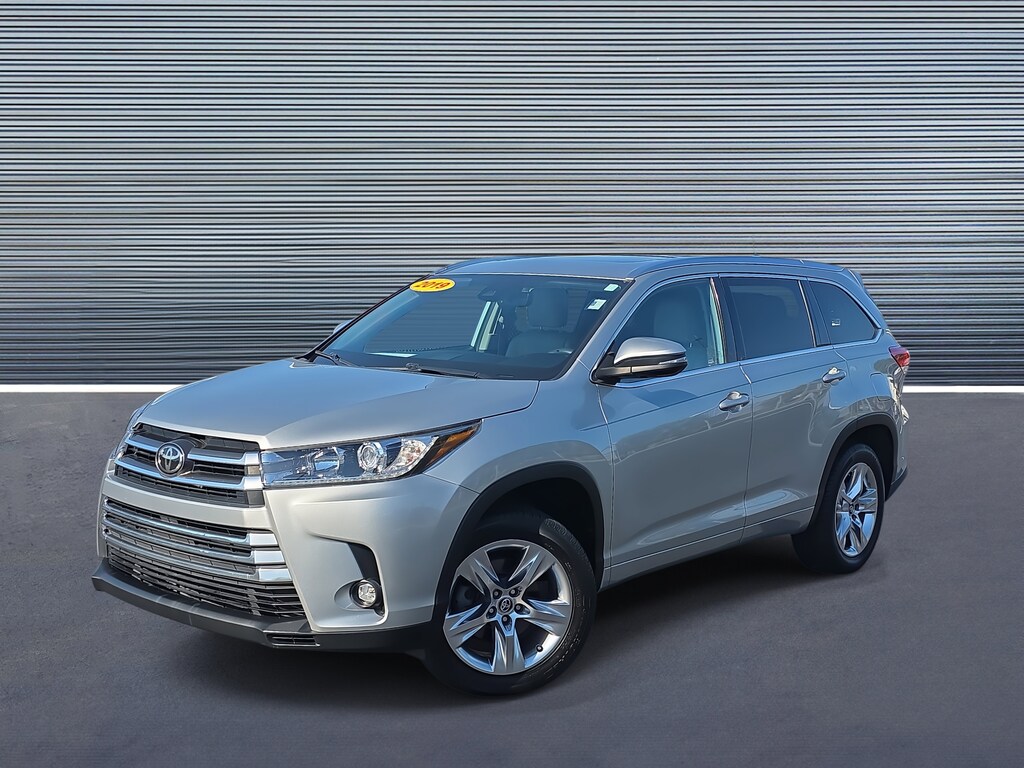 Used 2019 Toyota Highlander Limited Platinum SUV