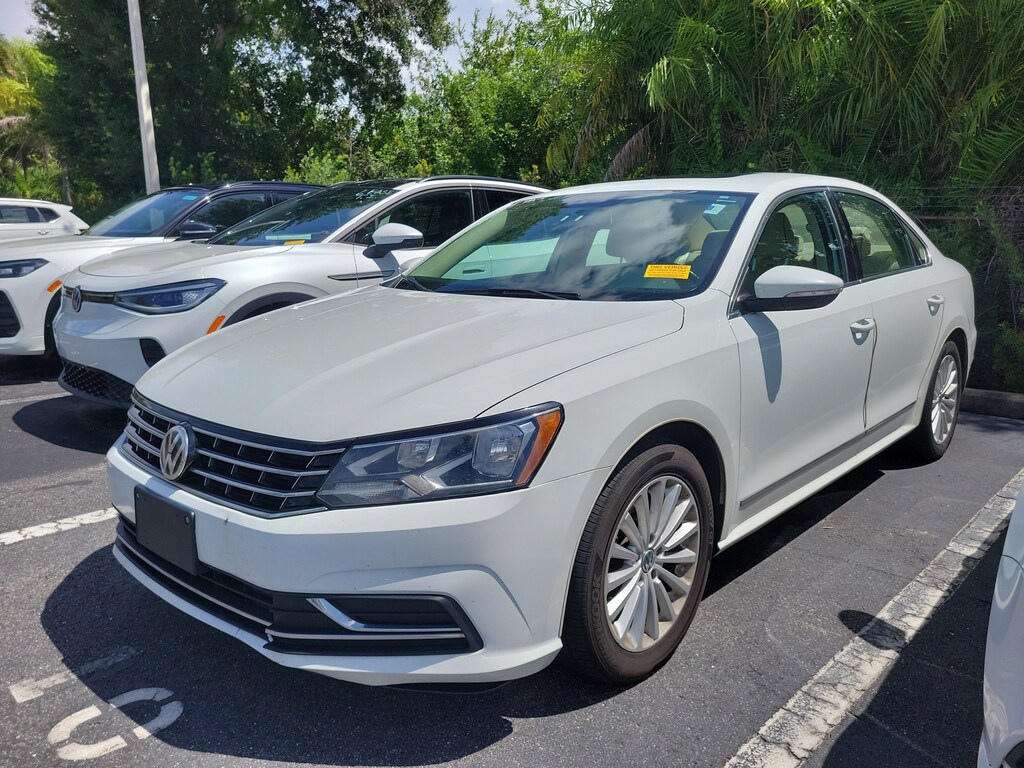 Used 2017 Volkswagen Passat 1.8T SE Sedan