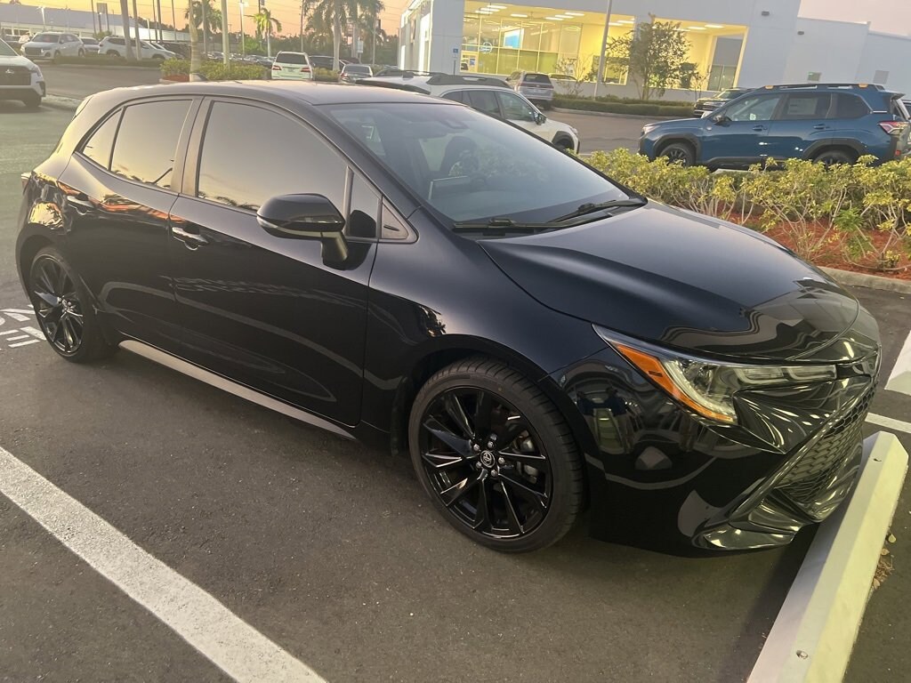 Used 2022 Toyota Corolla Hatchback SE Nightshade Edition Hatchback