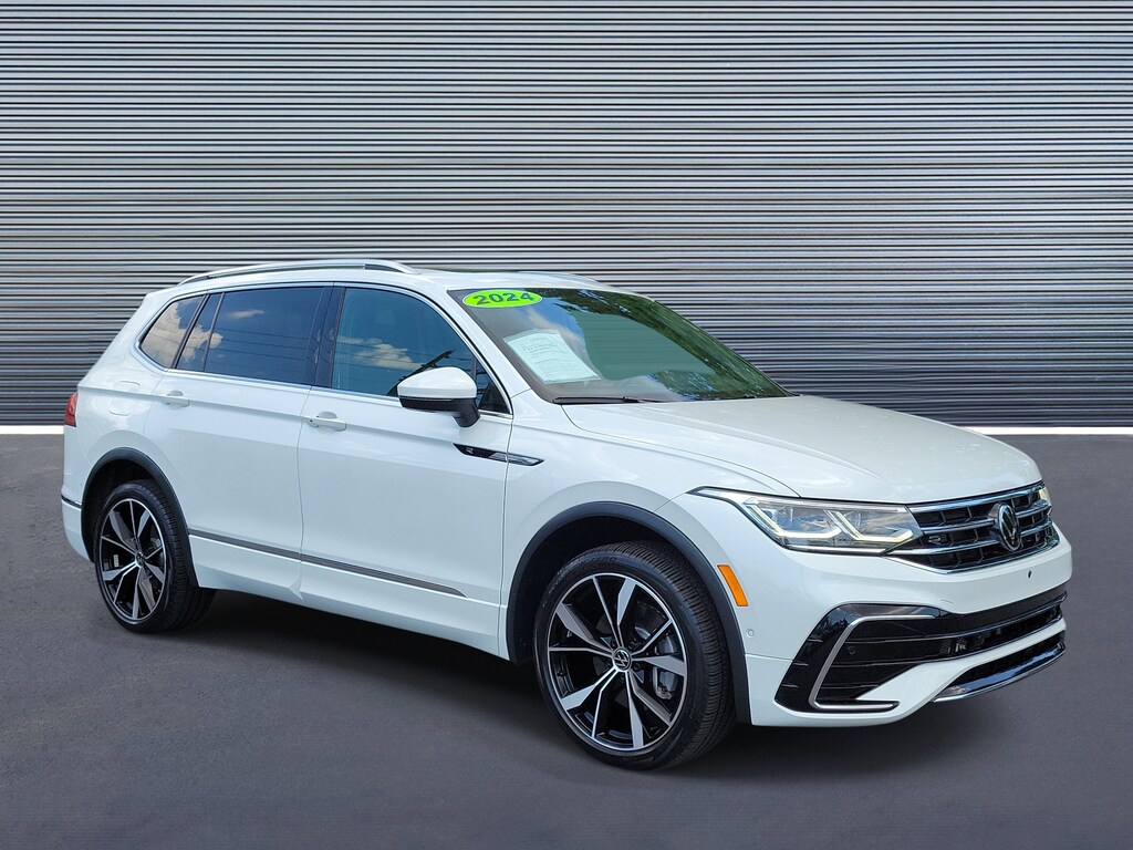 Used 2024 Volkswagen Tiguan SEL R-Line SUV