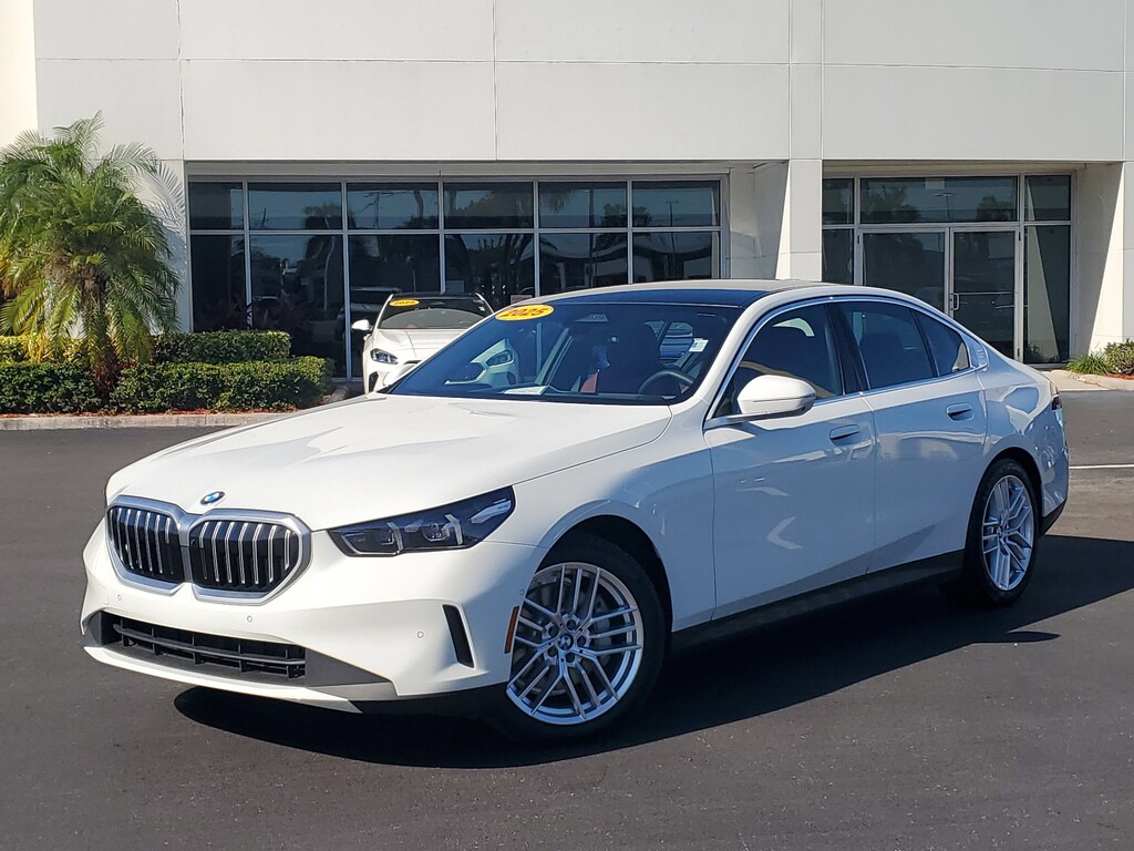 Used 2025 BMW 5 Series 530i xDrive Sedan