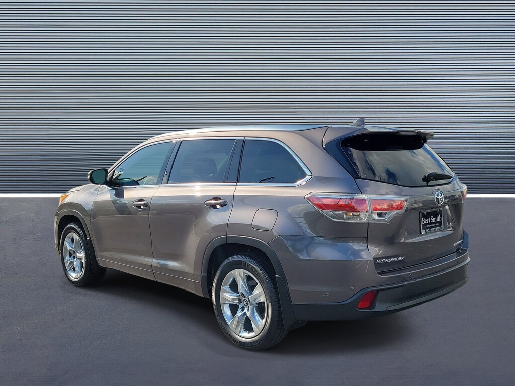 Used 2016 Toyota Highlander Limited SUV
