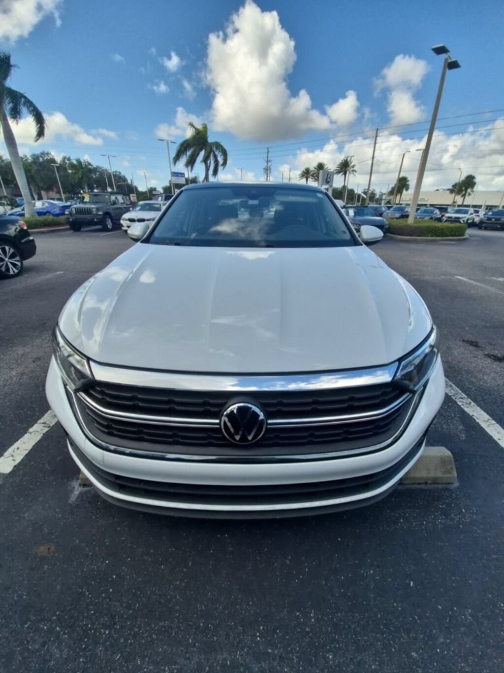 Used 2023 Volkswagen Jetta SEL Sedan