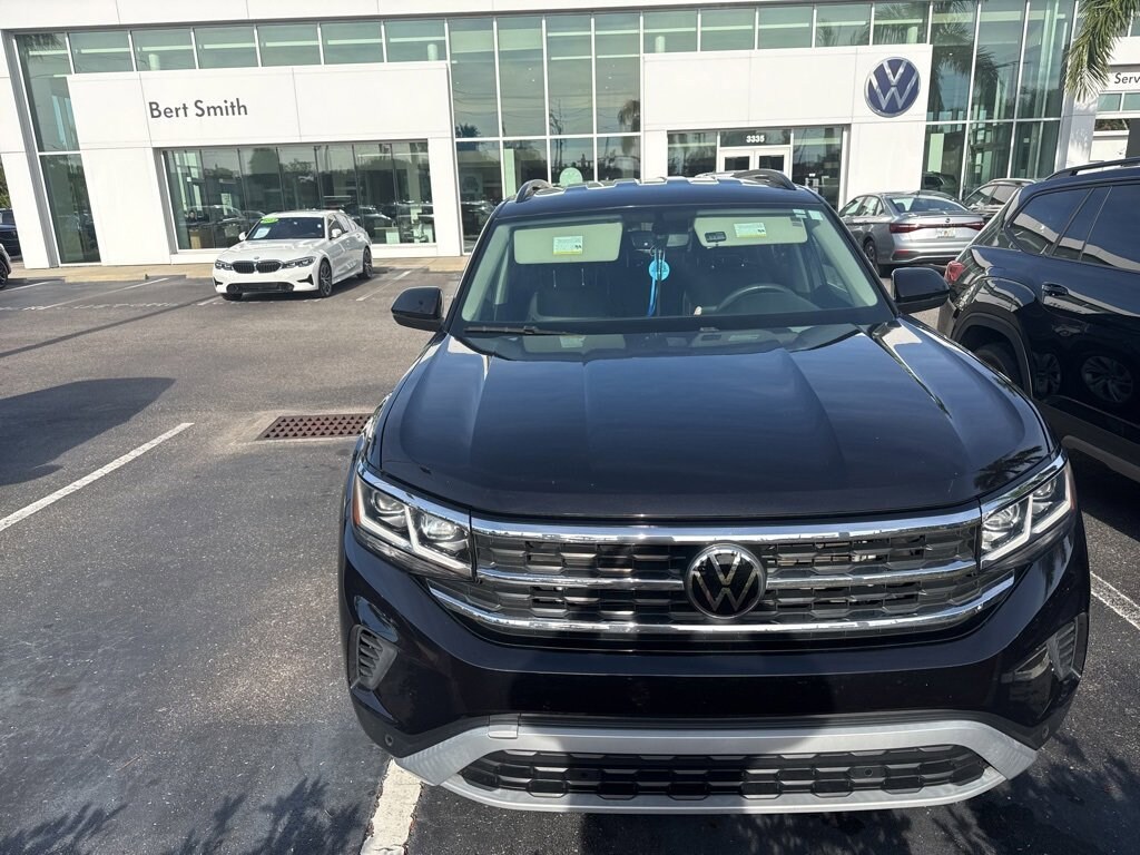 Used 2021 Volkswagen Atlas 2.0T SE w/Technology SUV