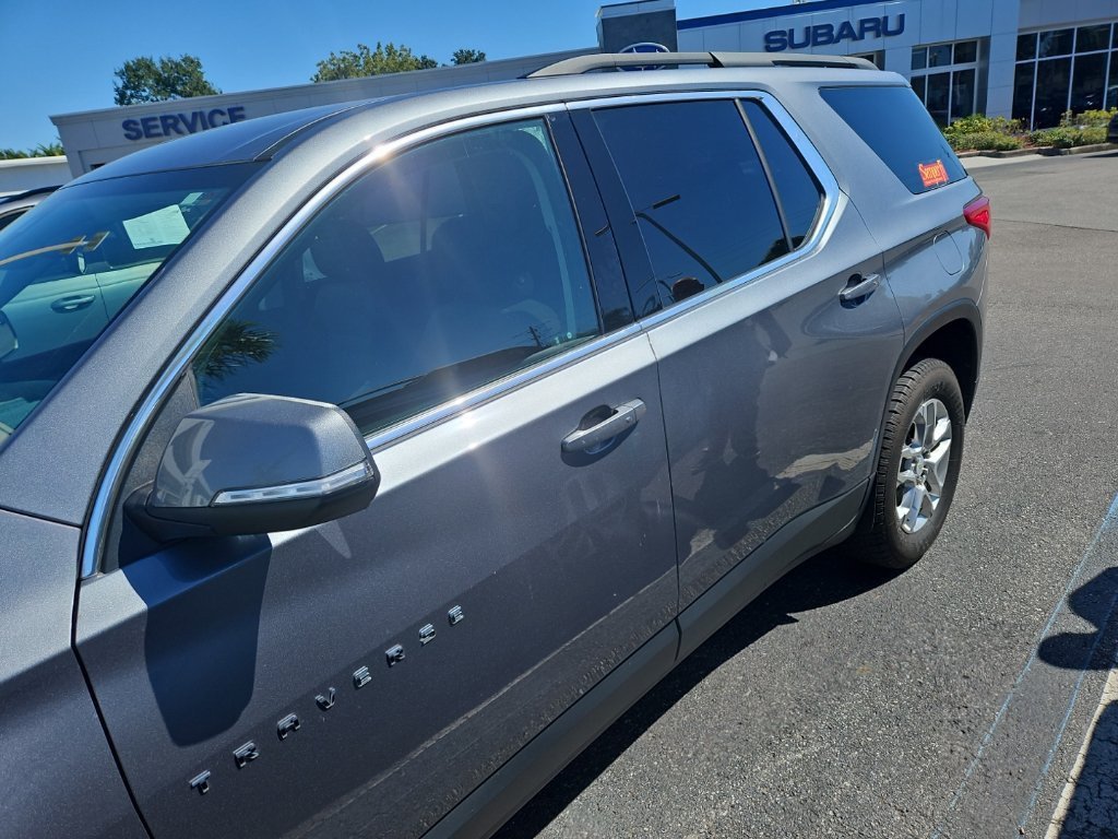 Used 2021 Chevrolet Traverse LT Cloth SUV