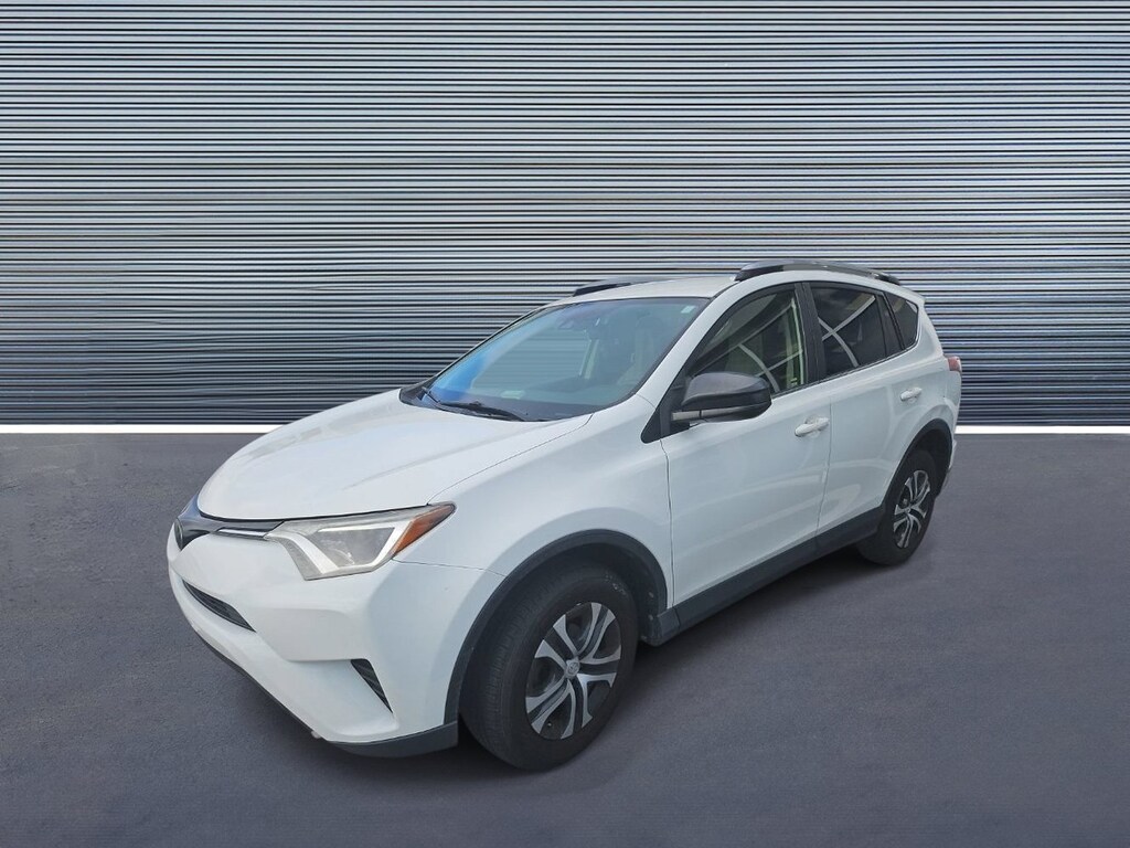 Used 2018 Toyota RAV4 LE SUV