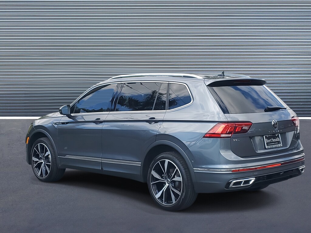 Used 2022 Volkswagen Tiguan SEL R-Line SUV