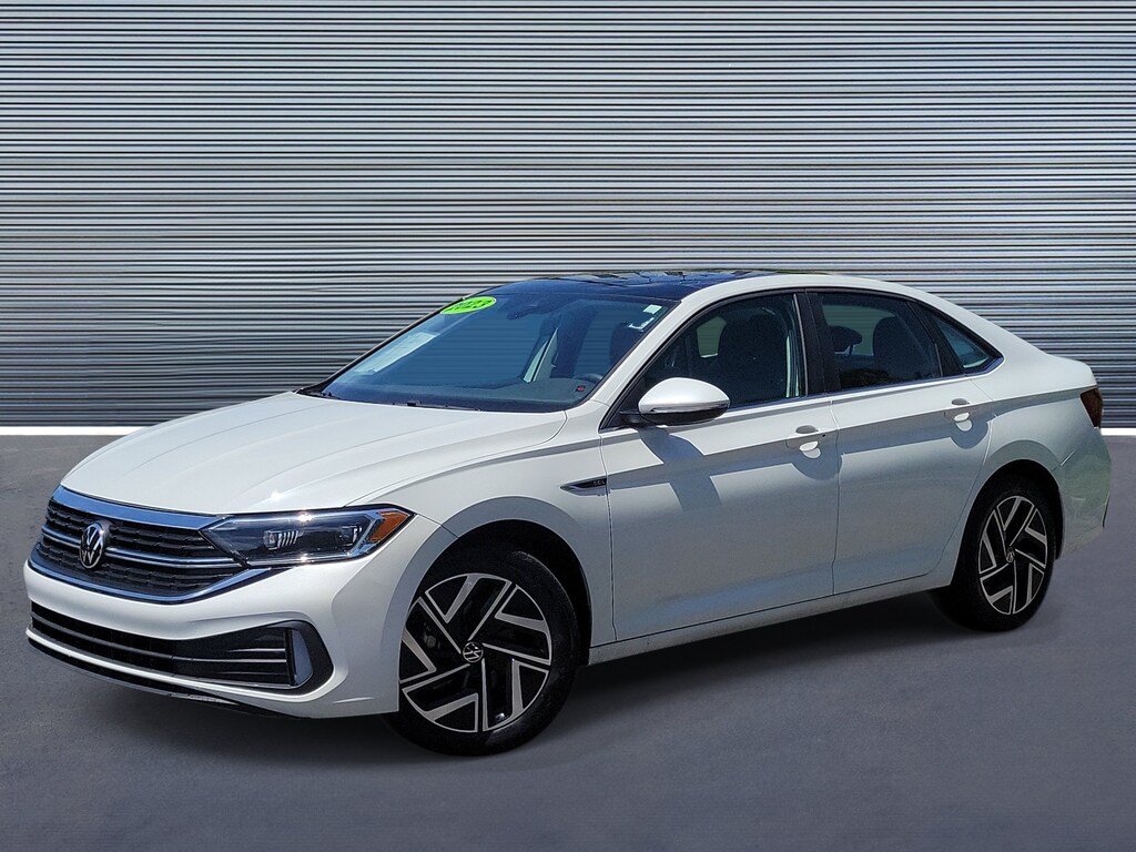 Used 2023 Volkswagen Jetta SEL Sedan