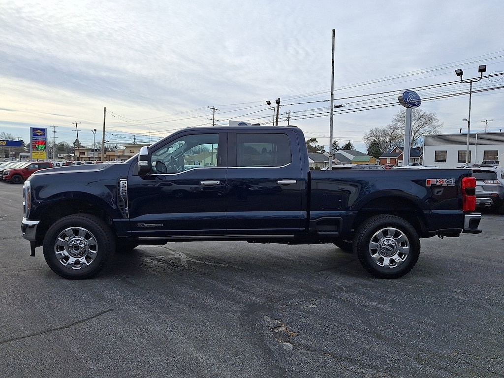 Certified 2024 Ford Super Duty F-250 SRW LARIAT Truck Crew Cab