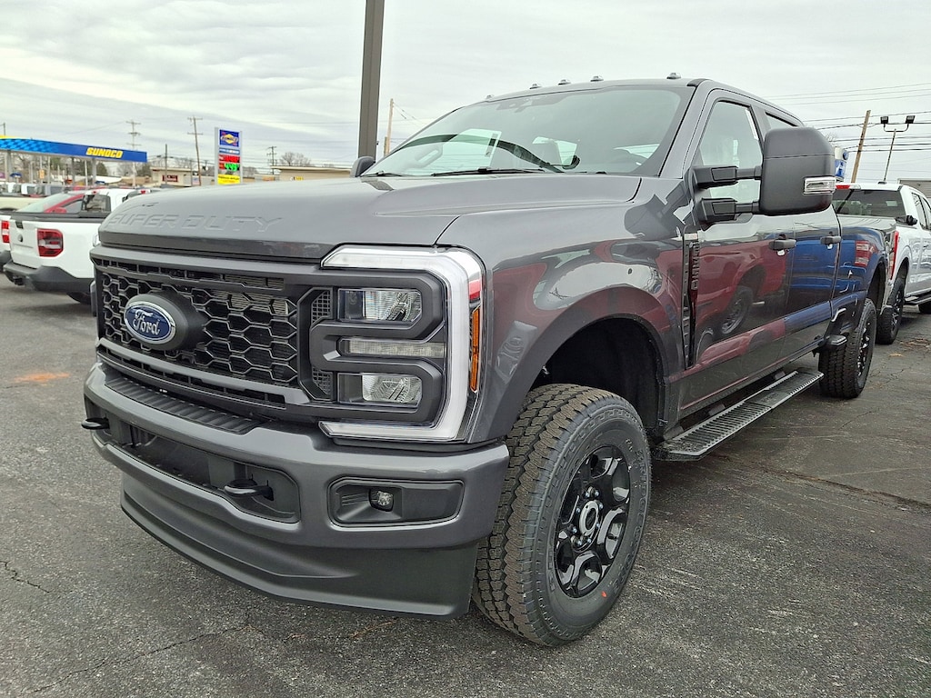 New 2026 Ford Super Duty F-350 SRW F-350 XL Truck Crew Cab