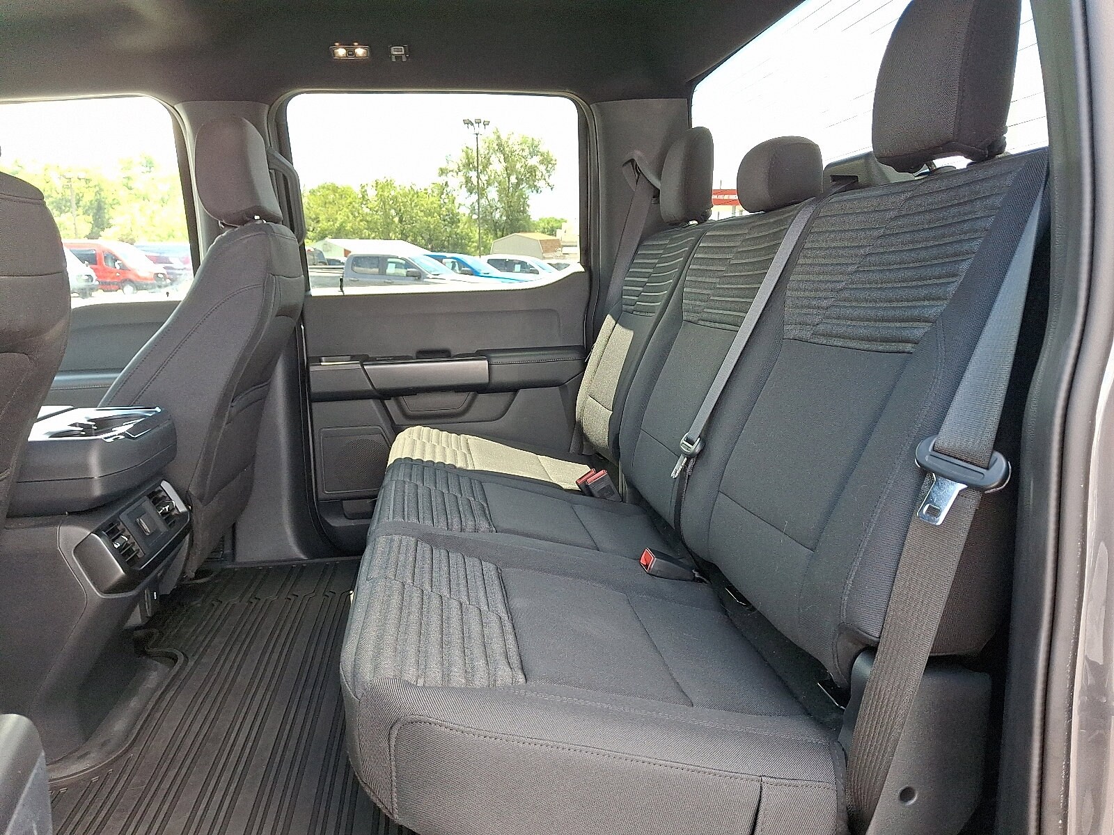 2022 Ford F-150 XL - Photo 11