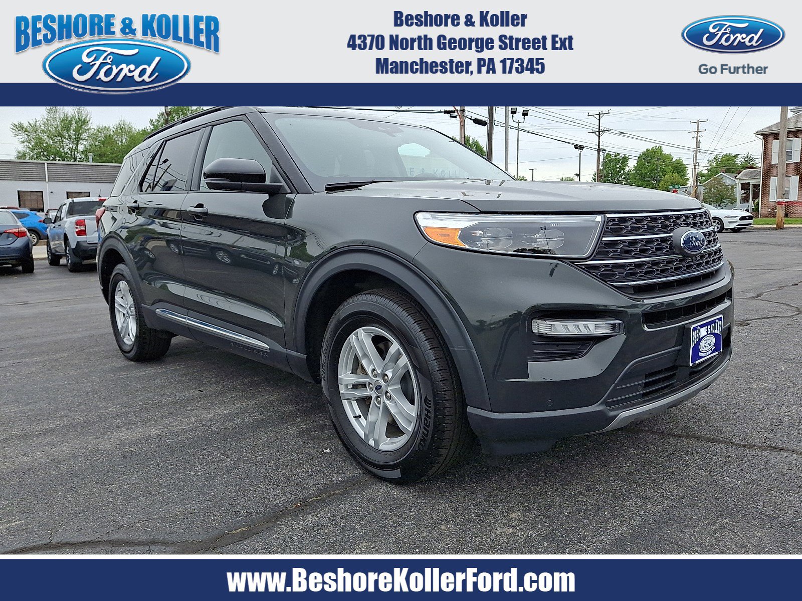 2023 Ford Explorer XLT 4WD's photo