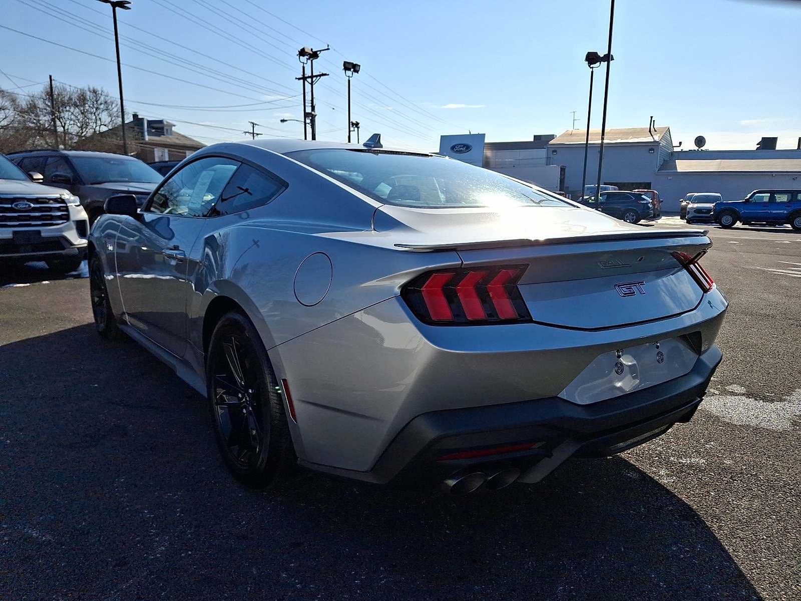 2025 Ford Mustang GT Fastback - Photo 5