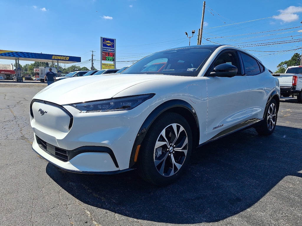 Used 2021 Ford Mustang Mach-E Premium SUV