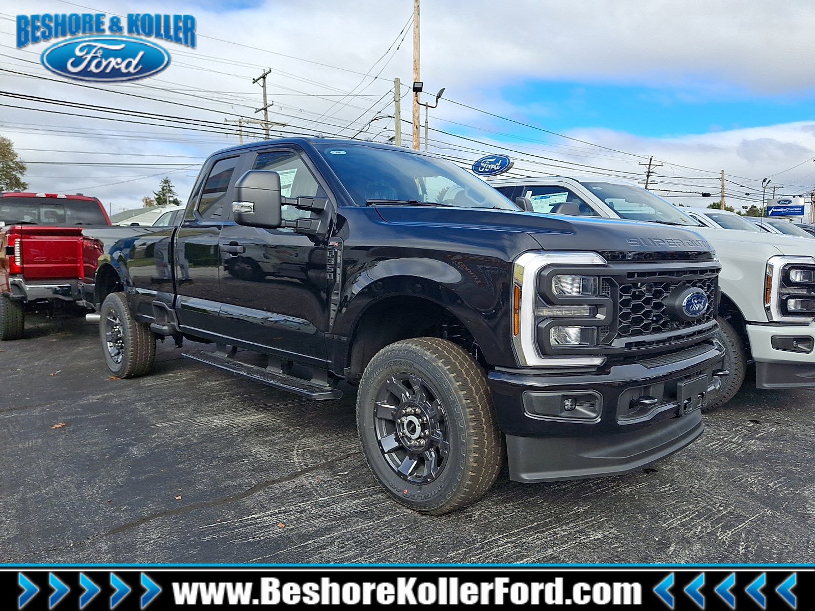 2026 Ford F-350 Super Duty XL's photo