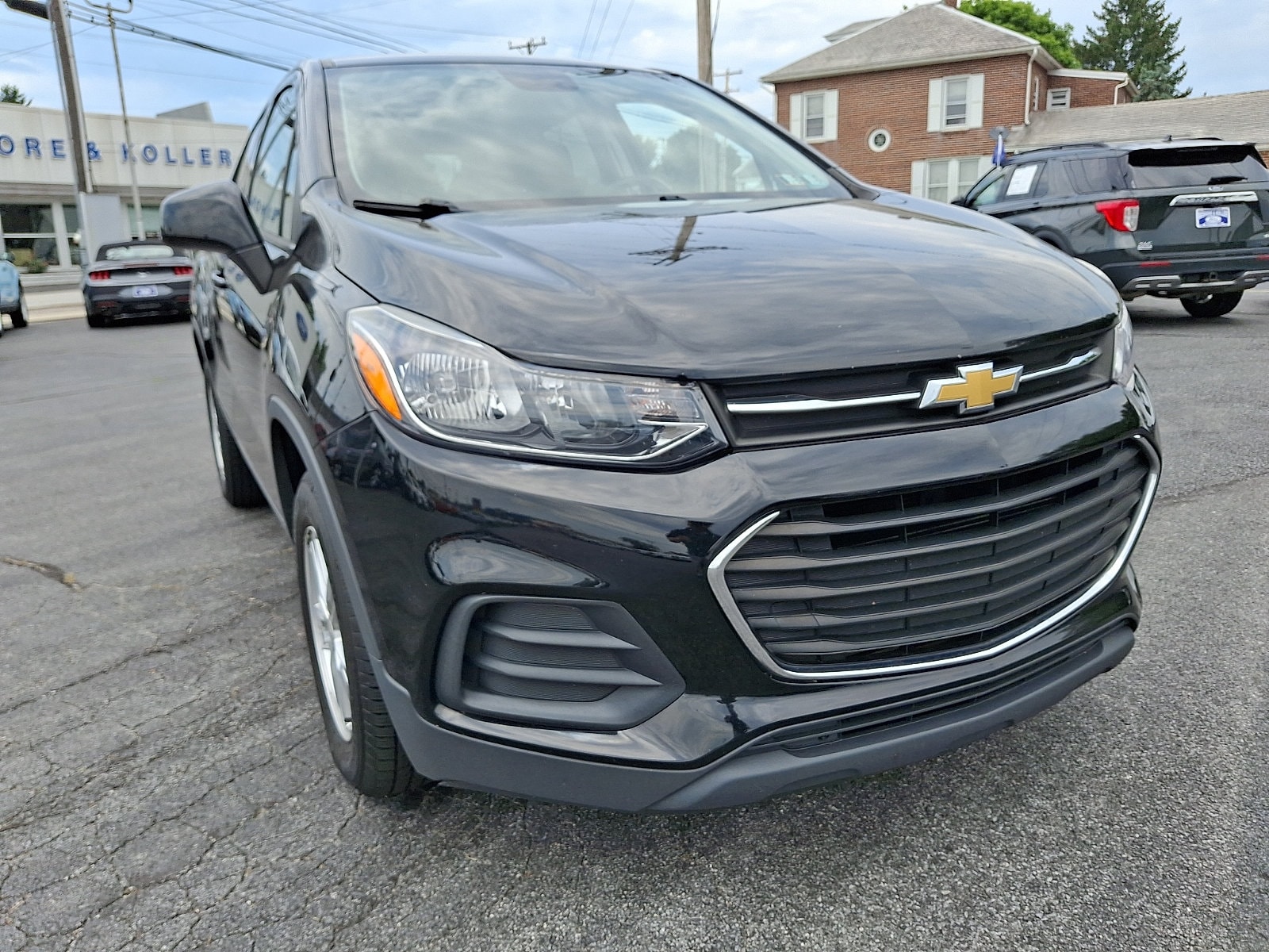 Used 2019 Chevrolet Trax LS with VIN 3GNCJNSB7KL215572 for sale in Manchester, PA