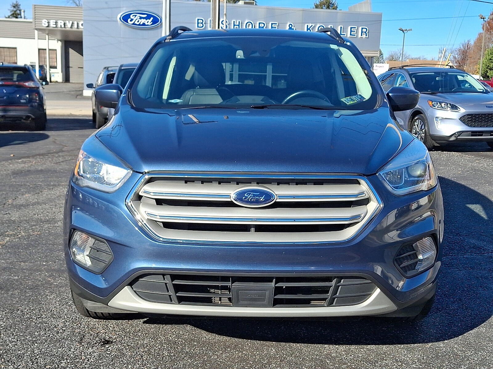 2018 Ford Escape SEL photo 2