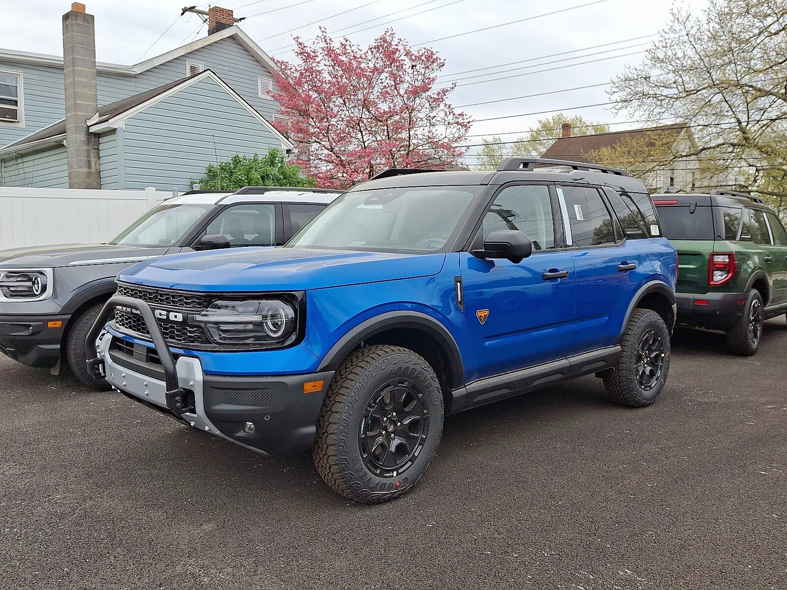 2025 Ford Bronco Sport Badlands photo 3