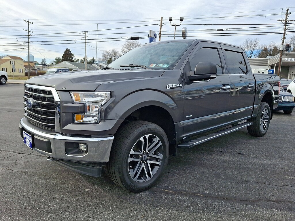 Used 2017 Ford F-150 XLT Truck SuperCrew Cab