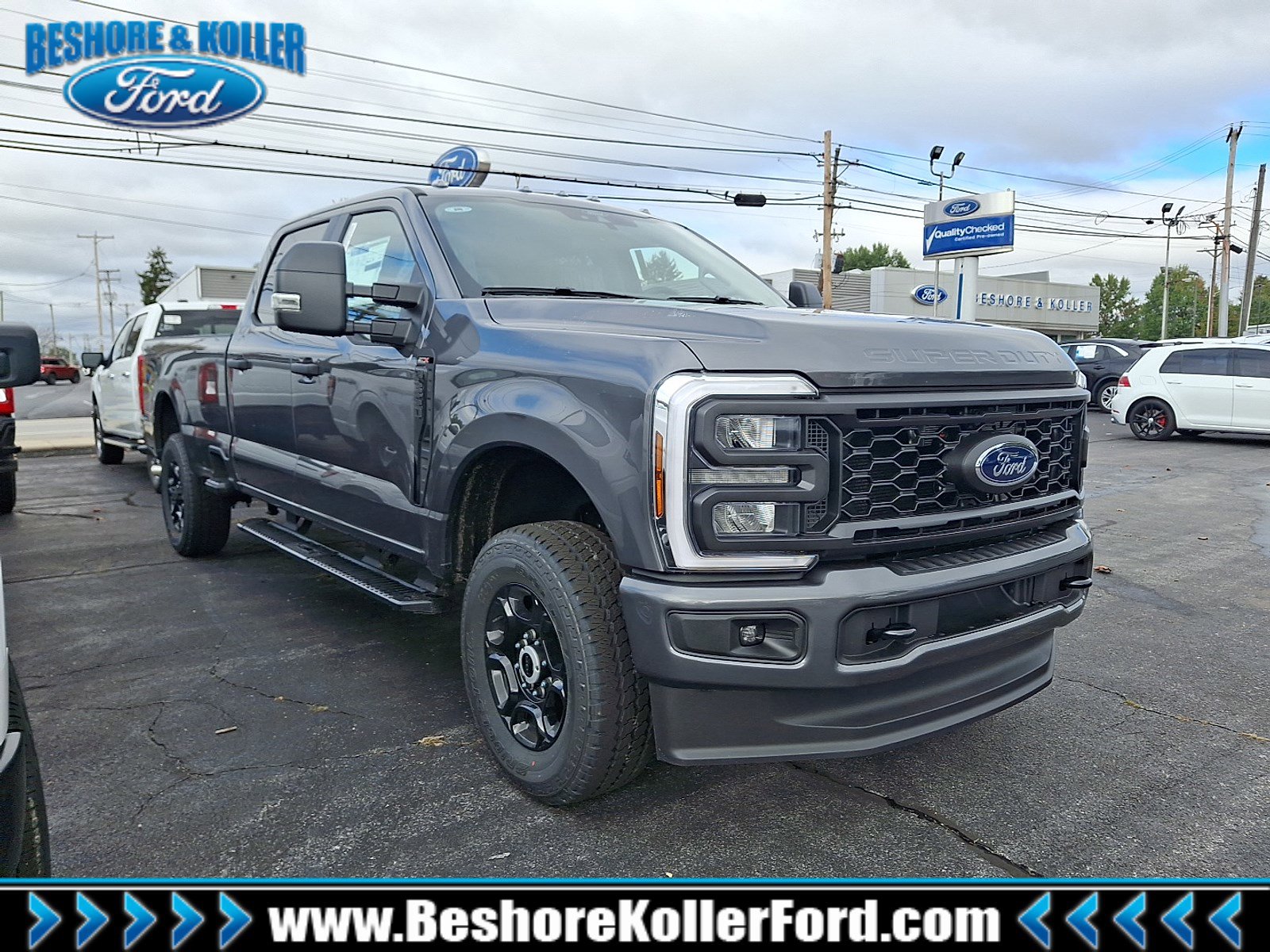 2026 Ford F-350 Super Duty XL's photo