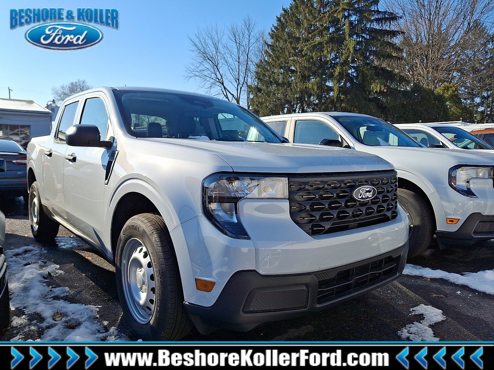 2025 Ford Maverick XL's photo