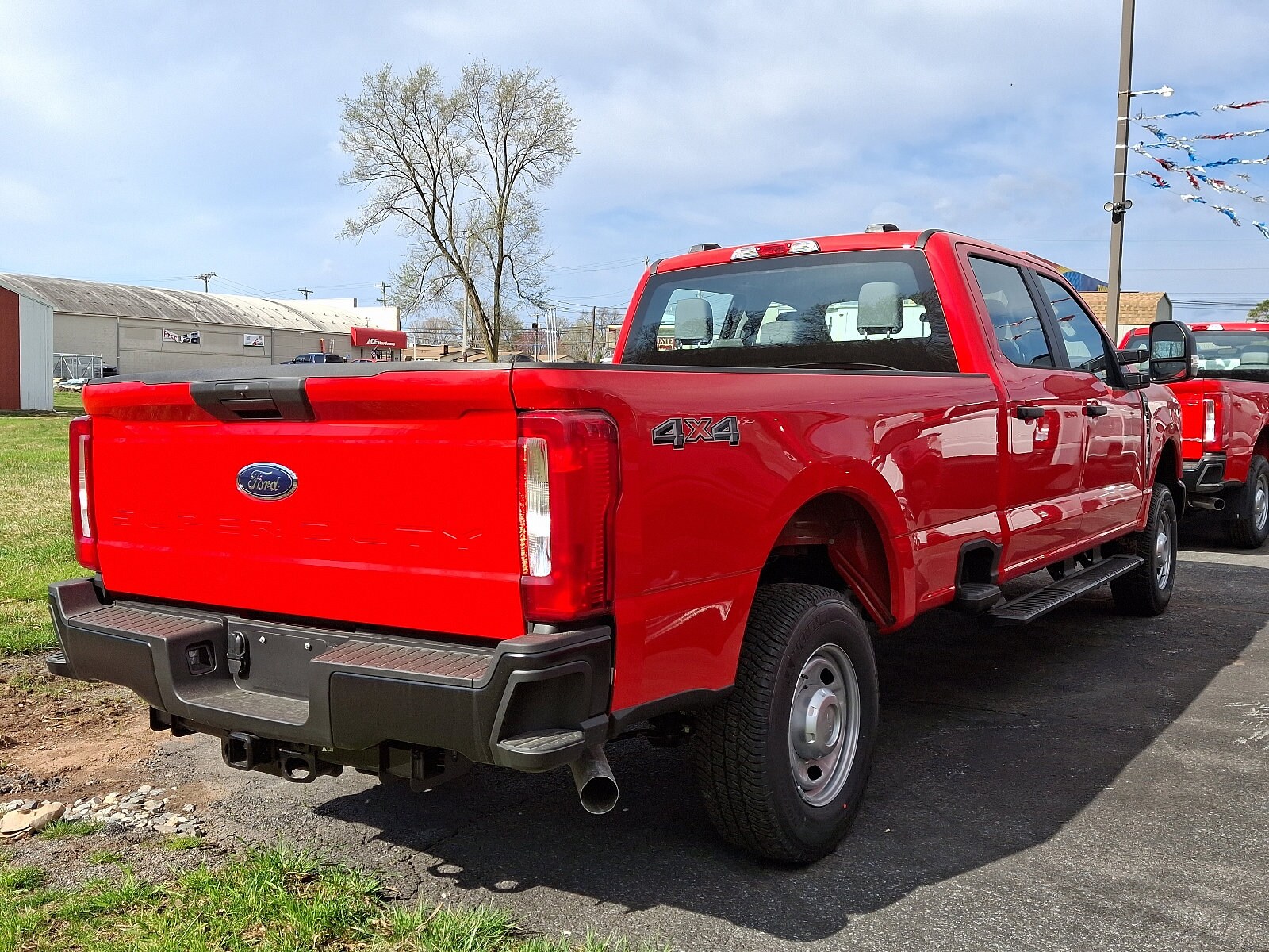 2025 Ford F-250 XL photo 4