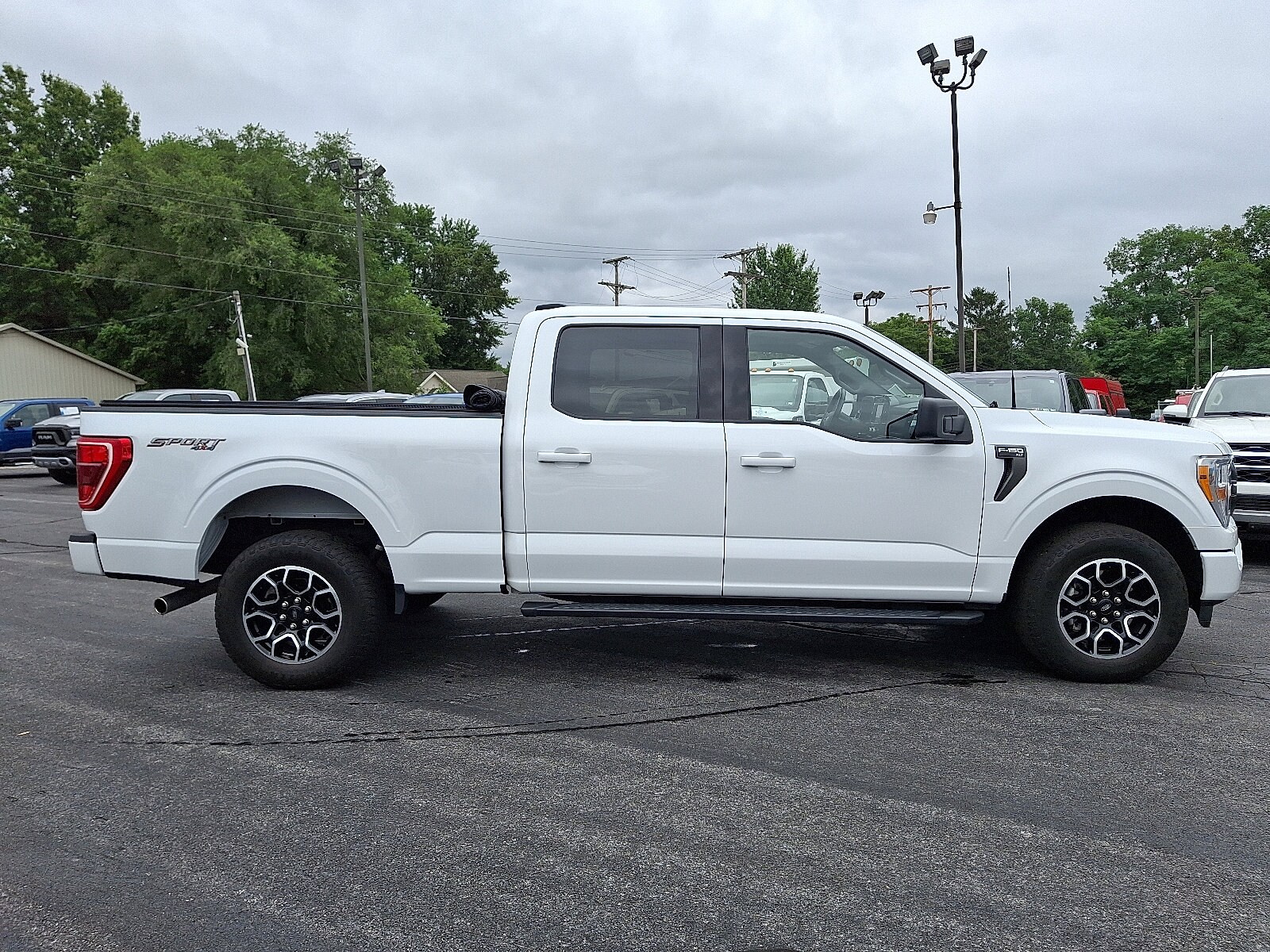2022 Ford F-150 XLT - Photo 8