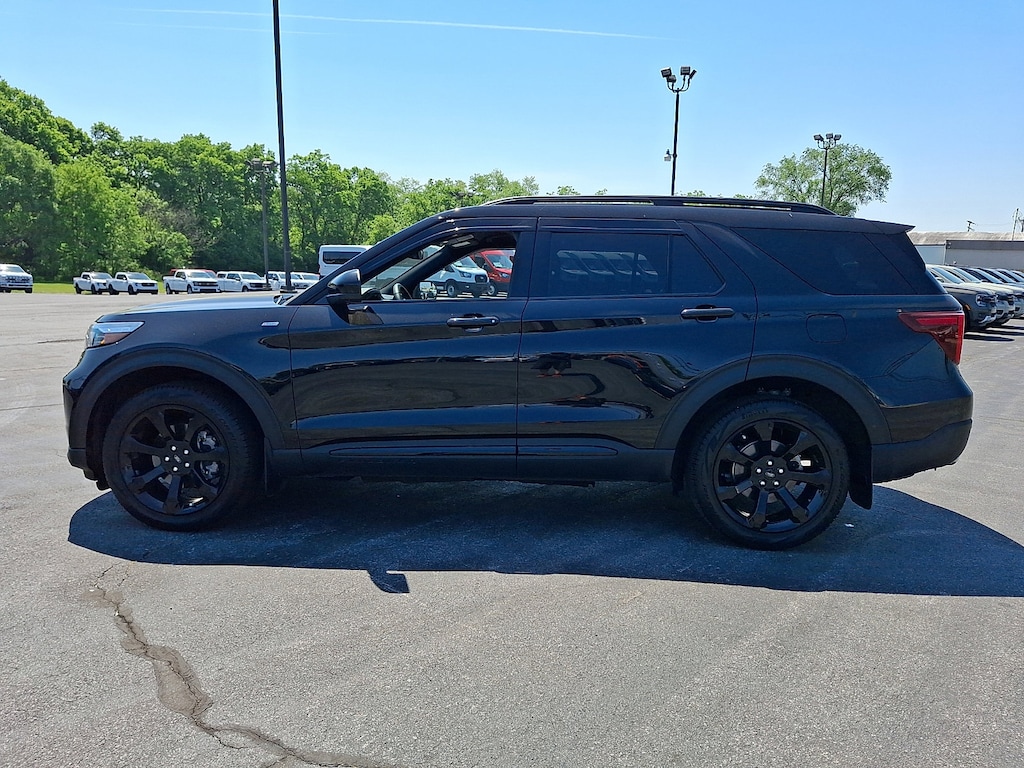 Certified 2022 Ford Explorer ST-Line SUV