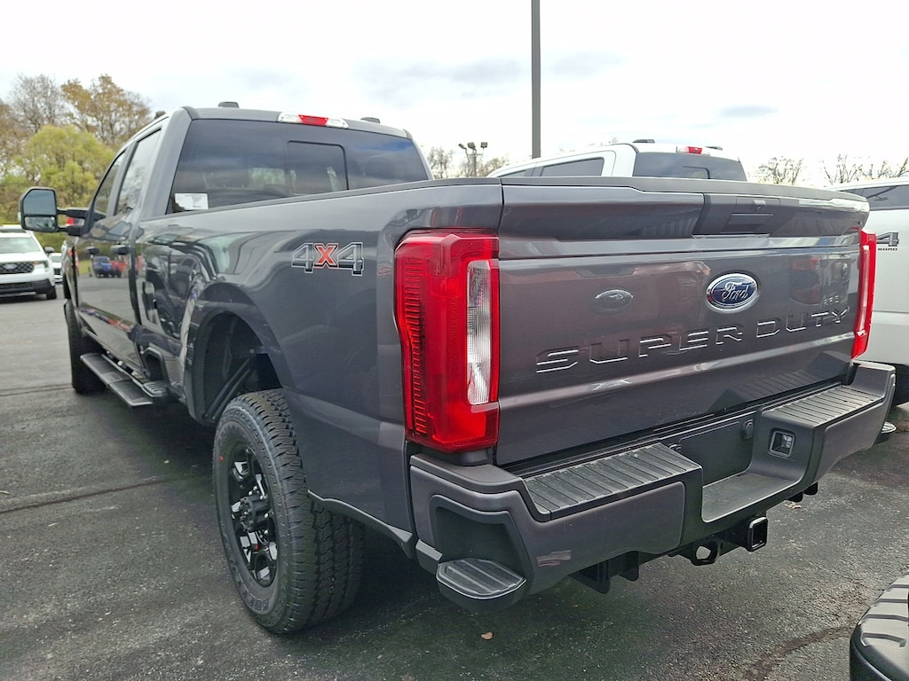 New 2026 Ford Super Duty F-350 SRW F-350 XL Truck Crew Cab