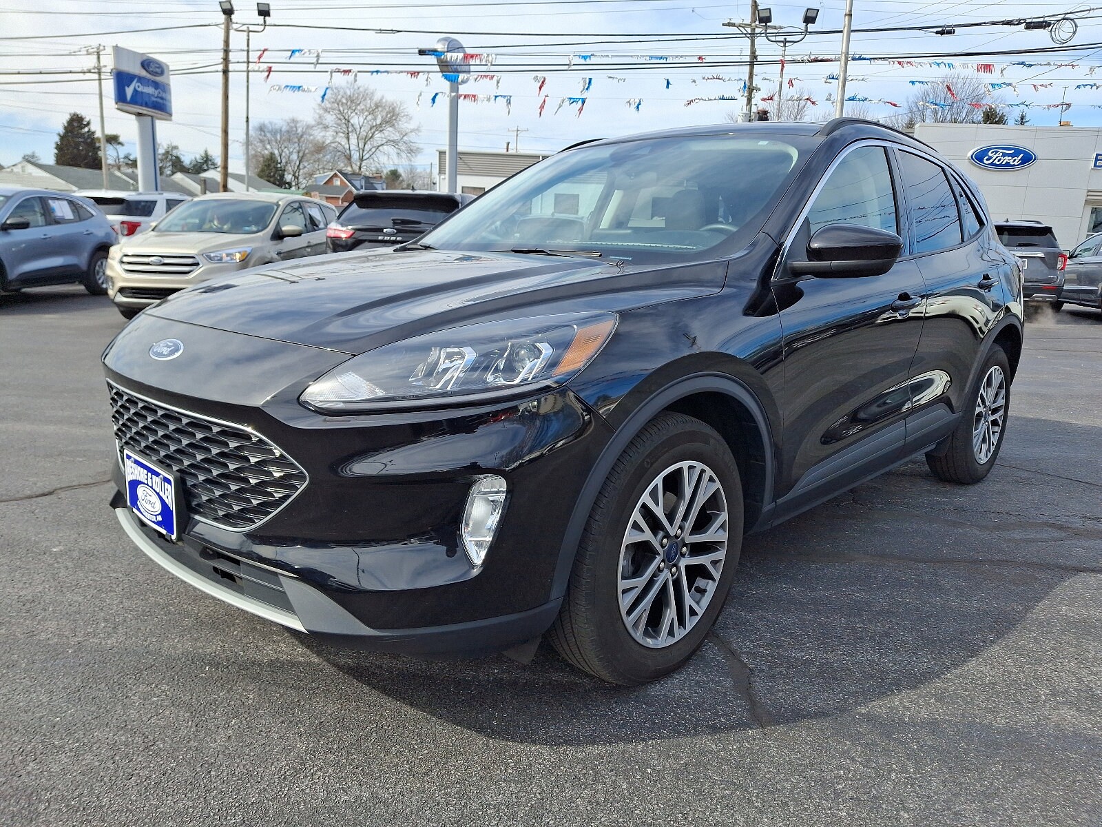 2022 Ford Escape SEL photo 3