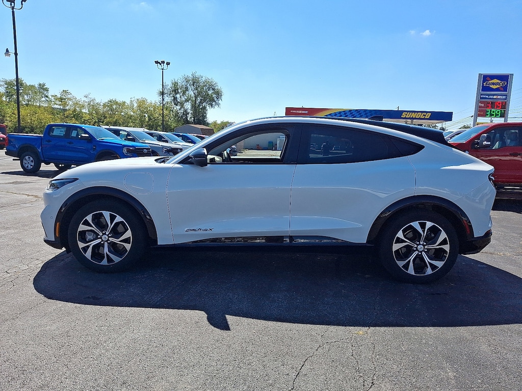 Used 2021 Ford Mustang Mach-E Premium SUV