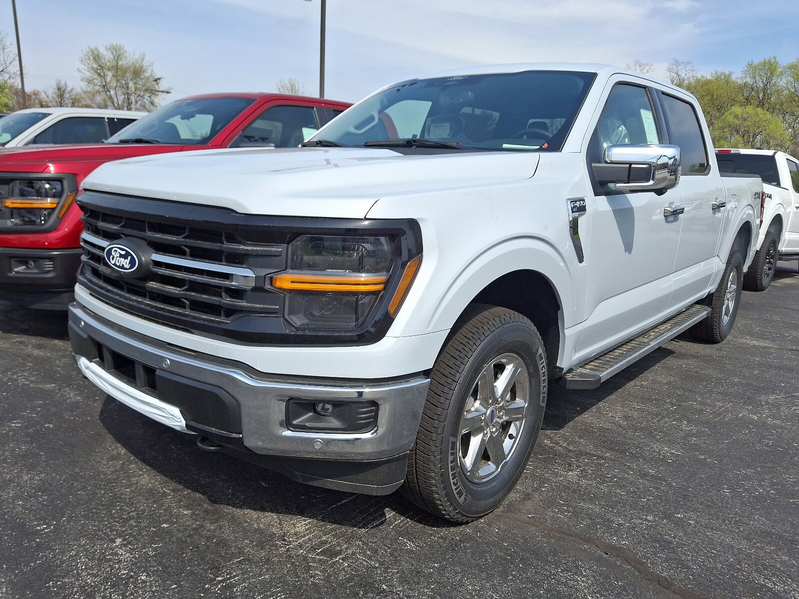 2025 Ford F-150 XLT photo 3