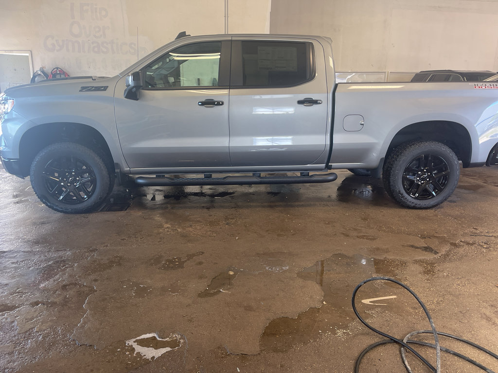 2026 Chevrolet Silverado 1500 LT Trail Boss photo 3