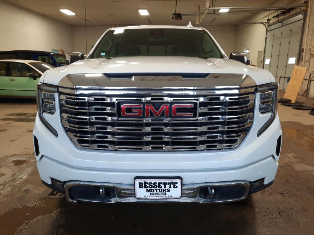 Used 2022 GMC Sierra 1500 Denali Denali with VIN 3GTUUGEL9NG663975 for sale in Carrington, ND