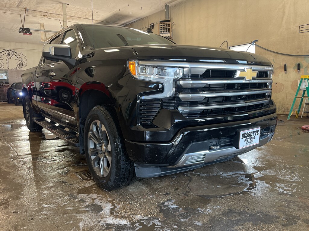 2023 Chevrolet Silverado 1500 High Country - Photo 8