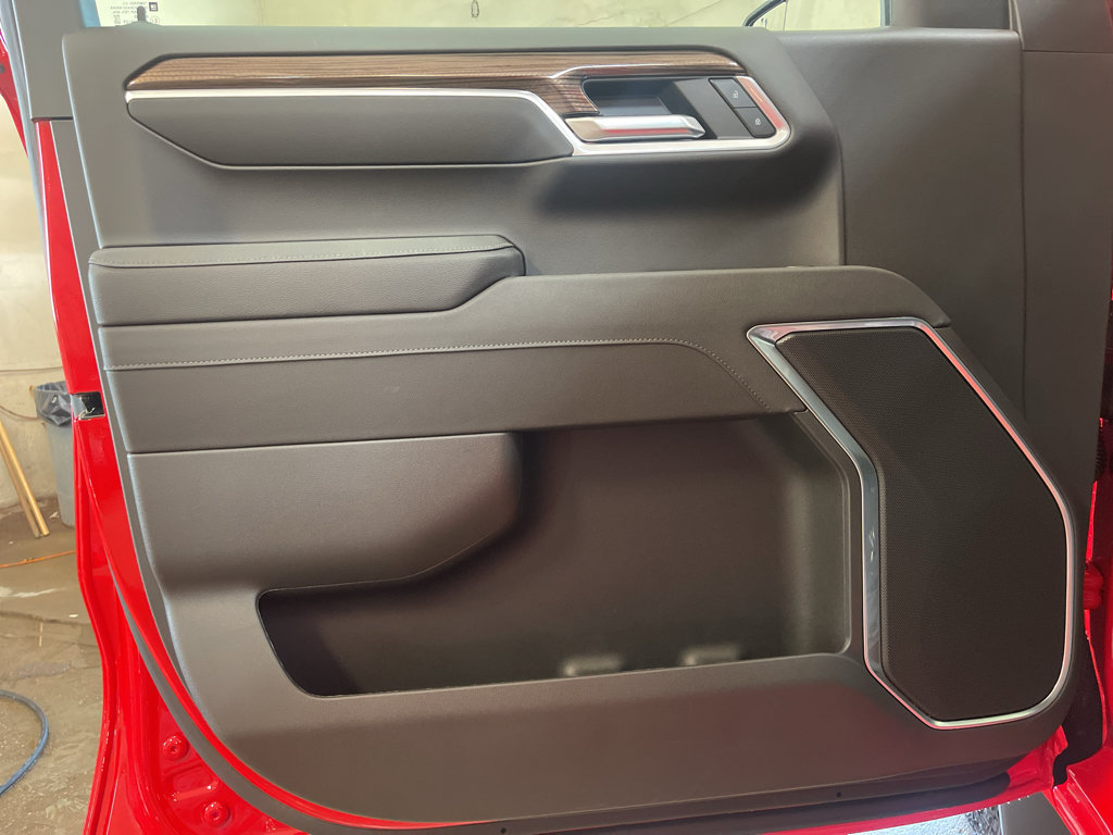 2026 Chevrolet Silverado 1500 LT - Photo 10