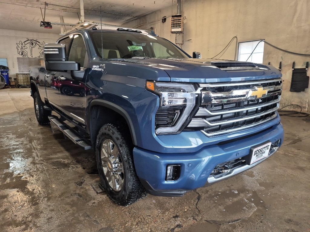 2026 Chevrolet Silverado 3500 HD High Country - Photo 8