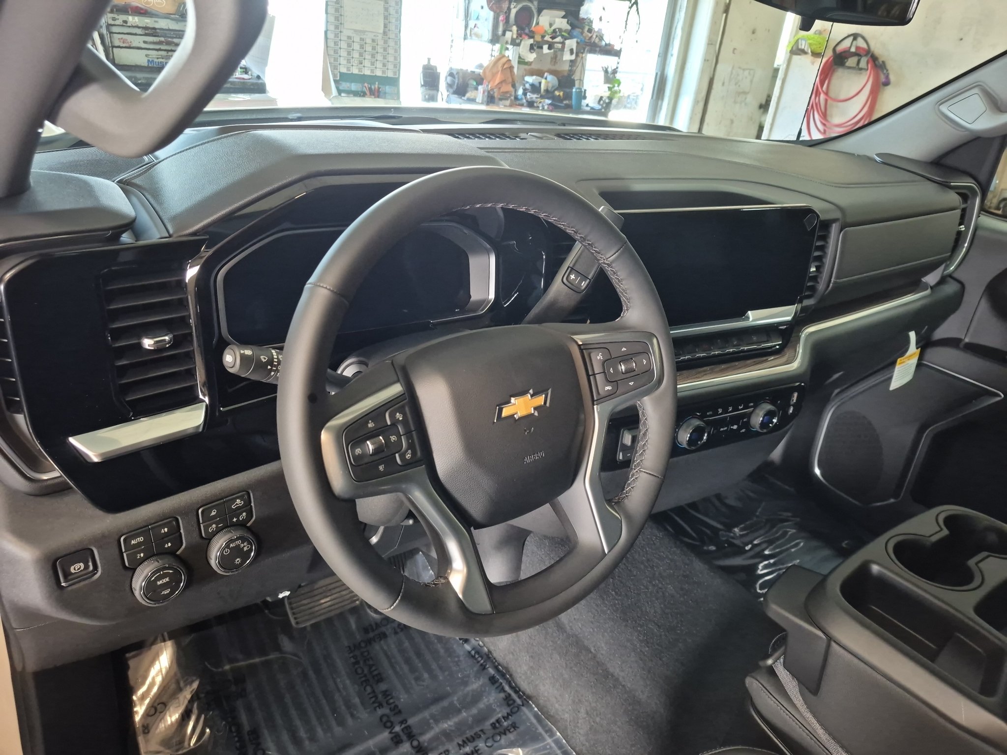 2026 Chevrolet Silverado 1500 LT - Photo 13