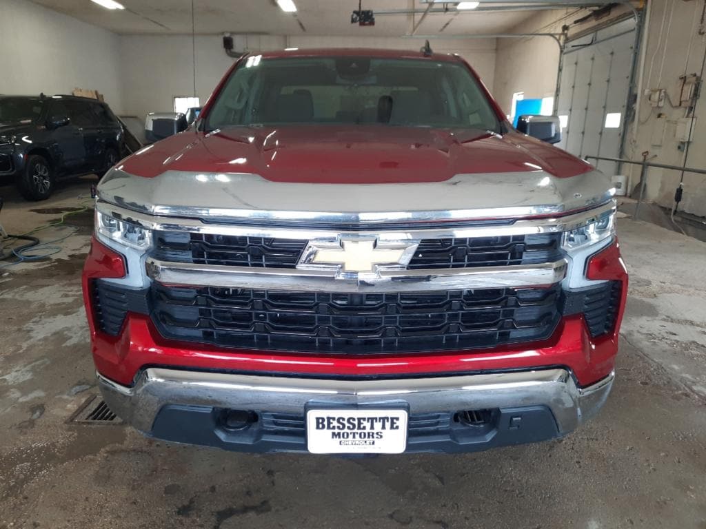 Used 2022 Chevrolet Silverado 1500 LT with VIN 1GCUDDET9NZ512150 for sale in Carrington, ND