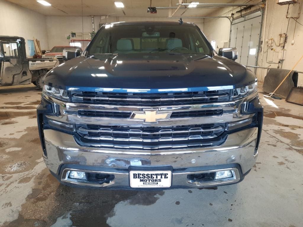 Used 2022 Chevrolet Silverado 1500 Limited LTZ with VIN 1GCUYGET6NZ164958 for sale in Carrington, ND